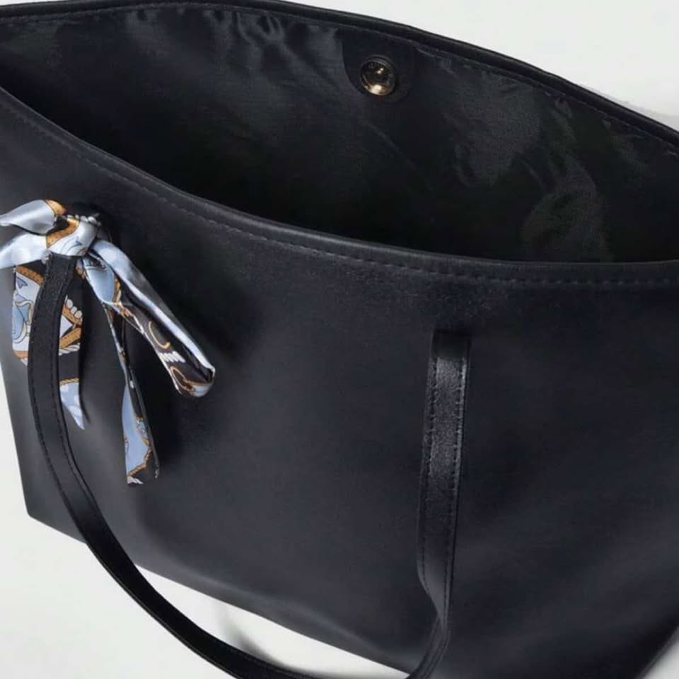 Black Classic Ribbon Tote