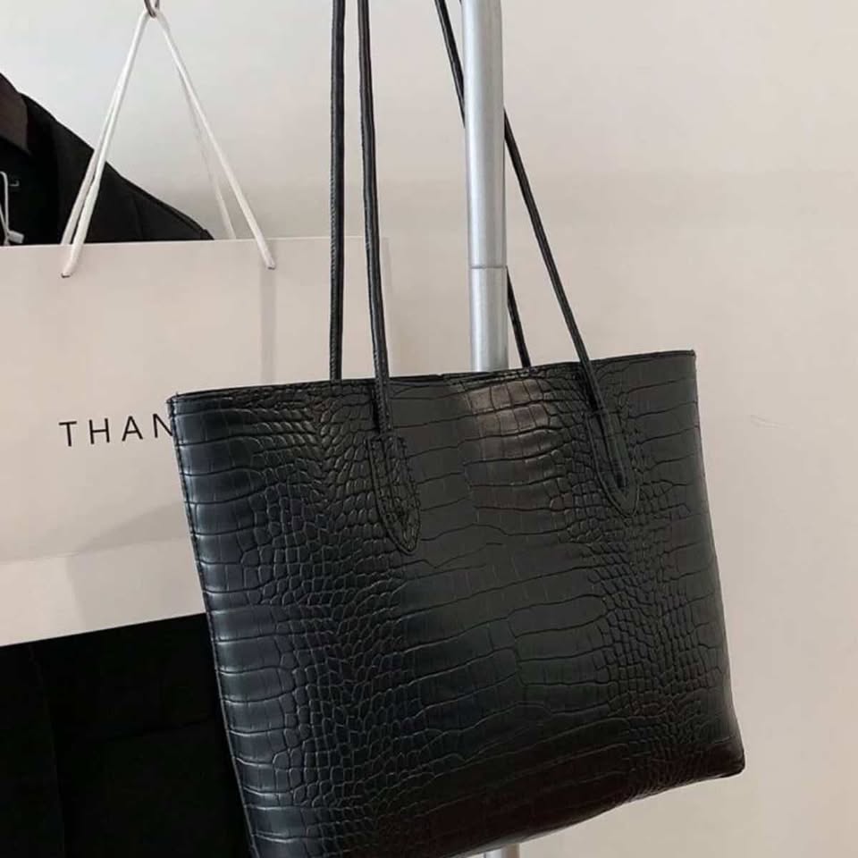 Crocodile Imposed Shoulder bag