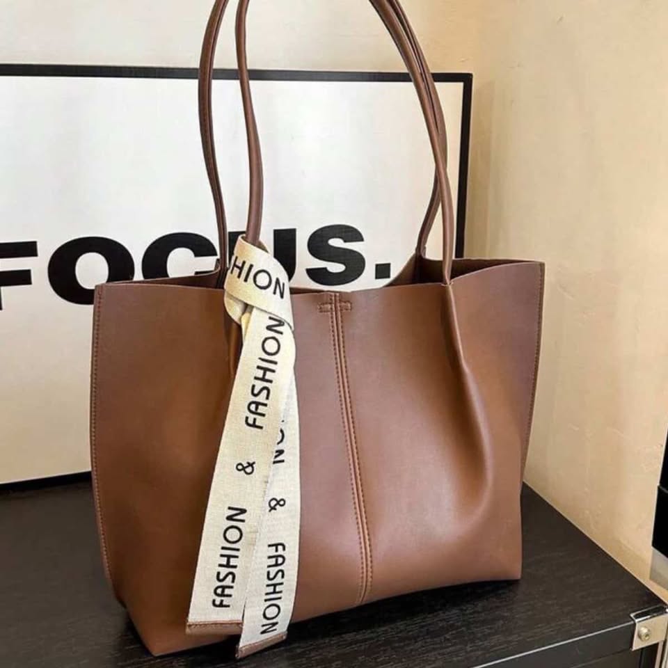 City Bow Tote