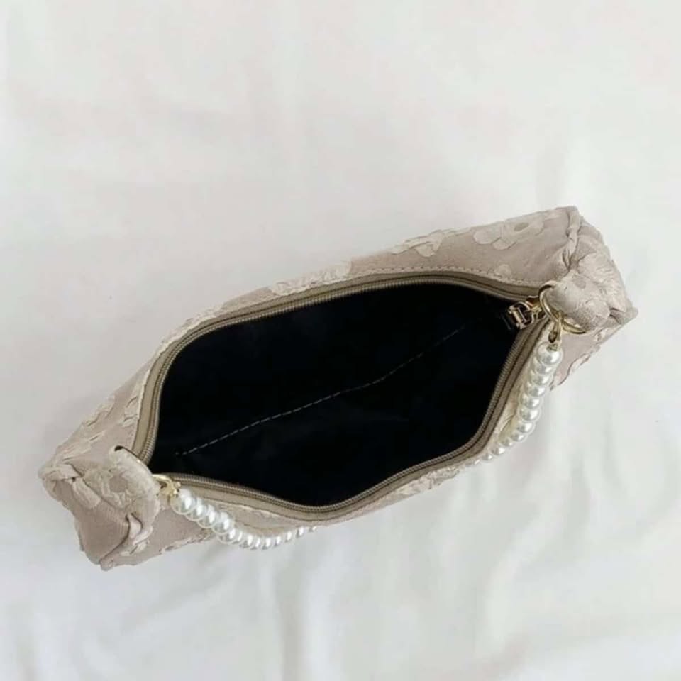 Pearl Chain Strap Shoulder Bag
