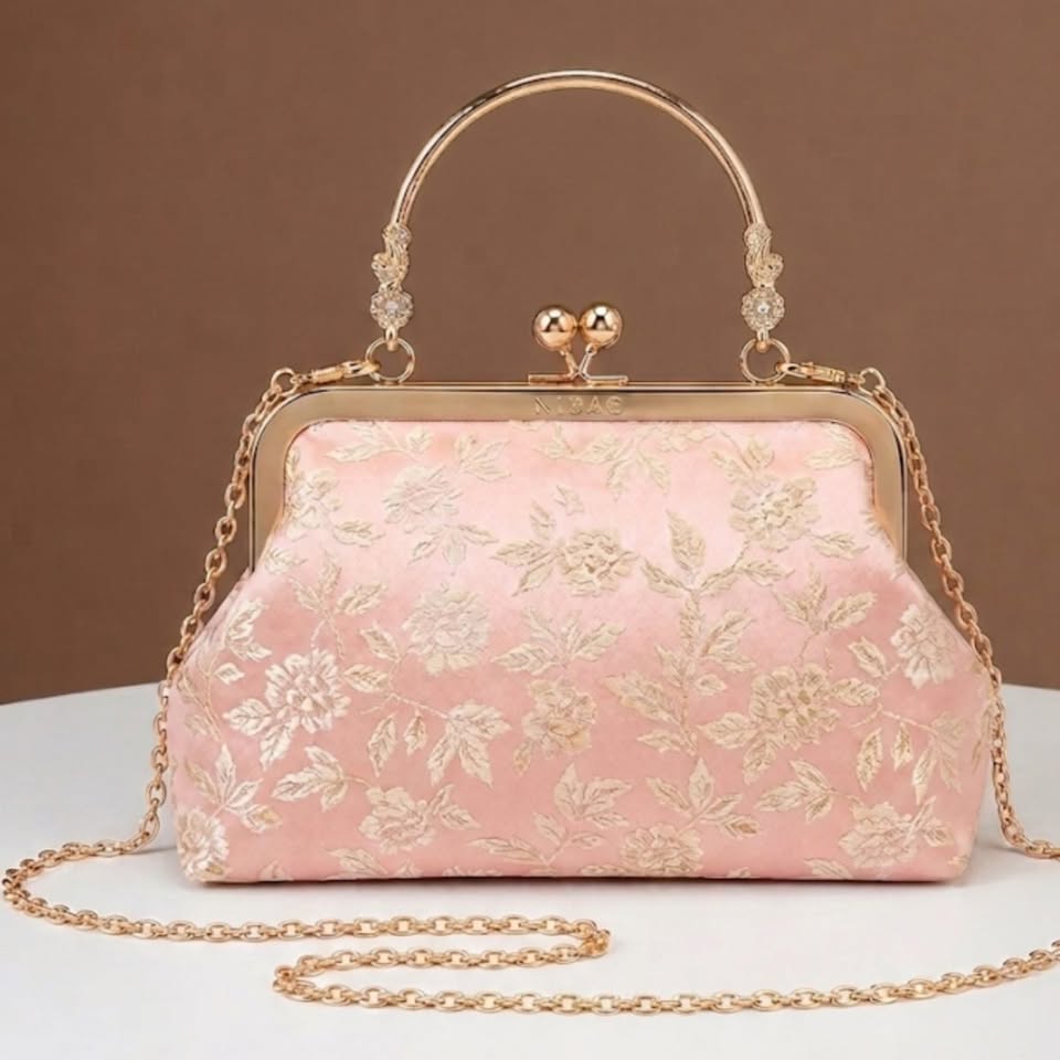 Blossom Pouch