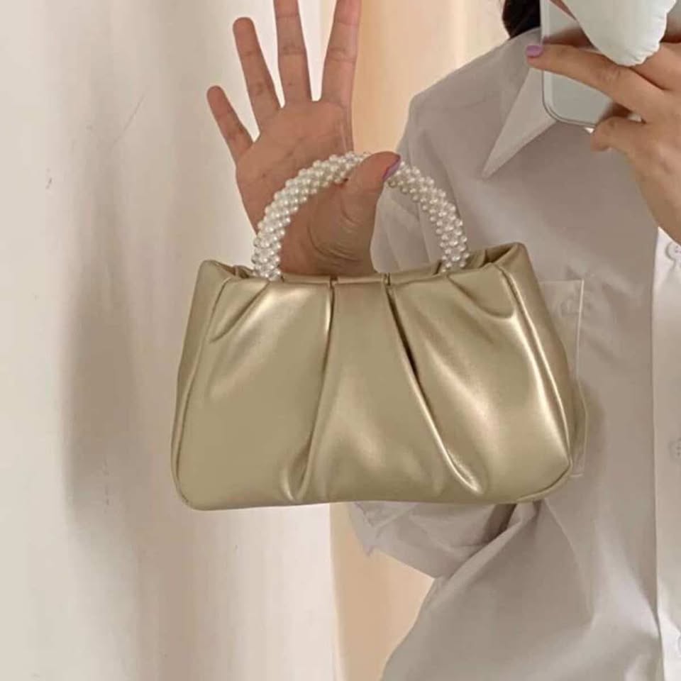 Pearl Shimmering Bag