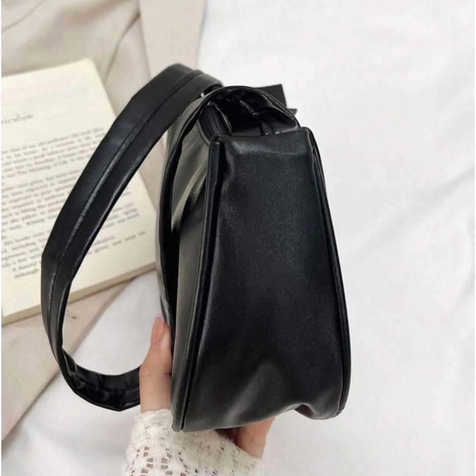Black Shoulder Bag