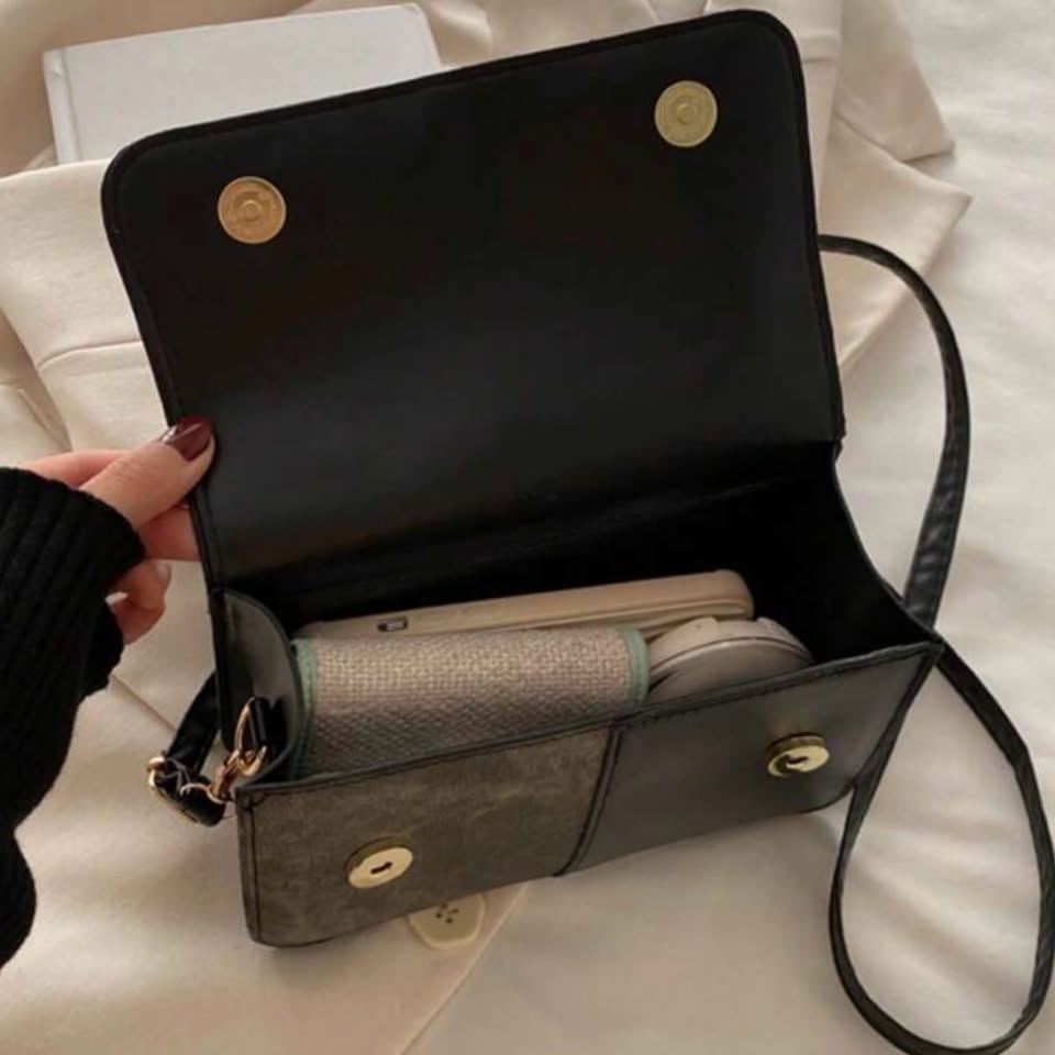 The Metro Black Bag