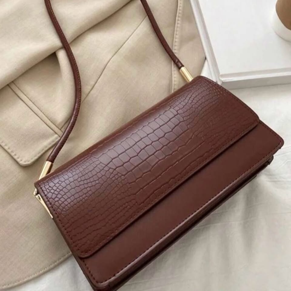 The Envelope Shoulder Bag
