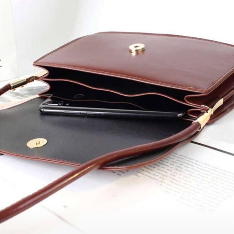 The Envelope Shoulder Bag