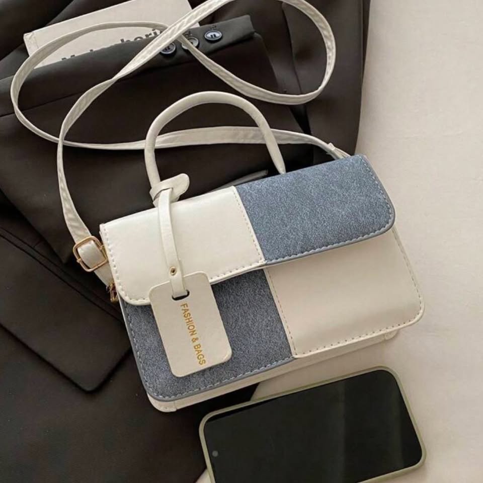 The Metro White Bag