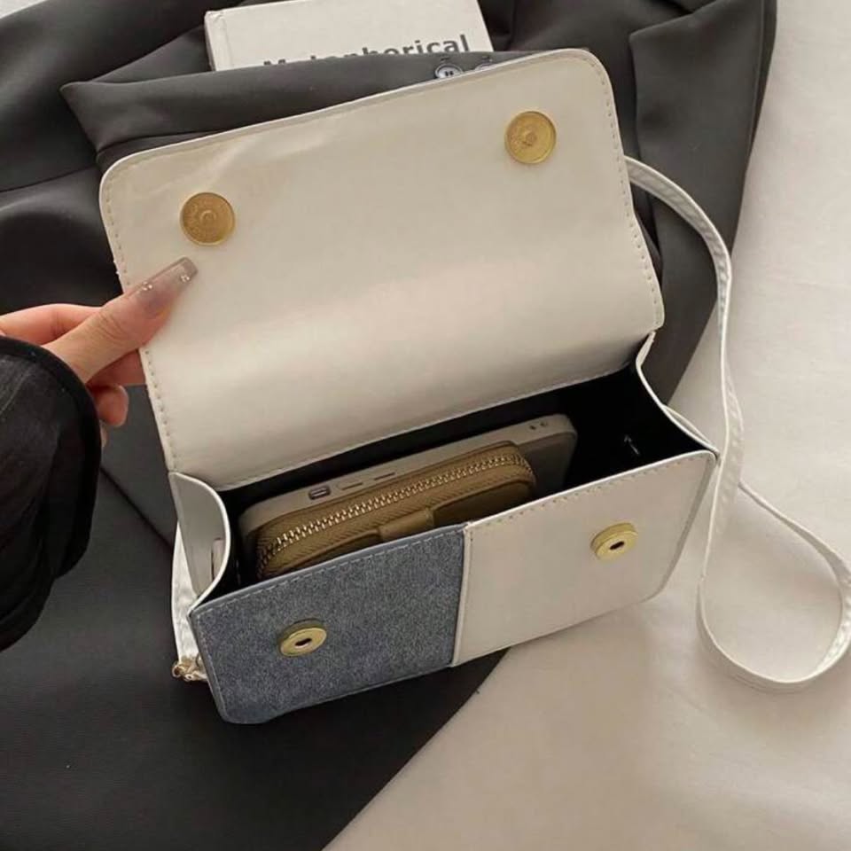 The Metro White Bag
